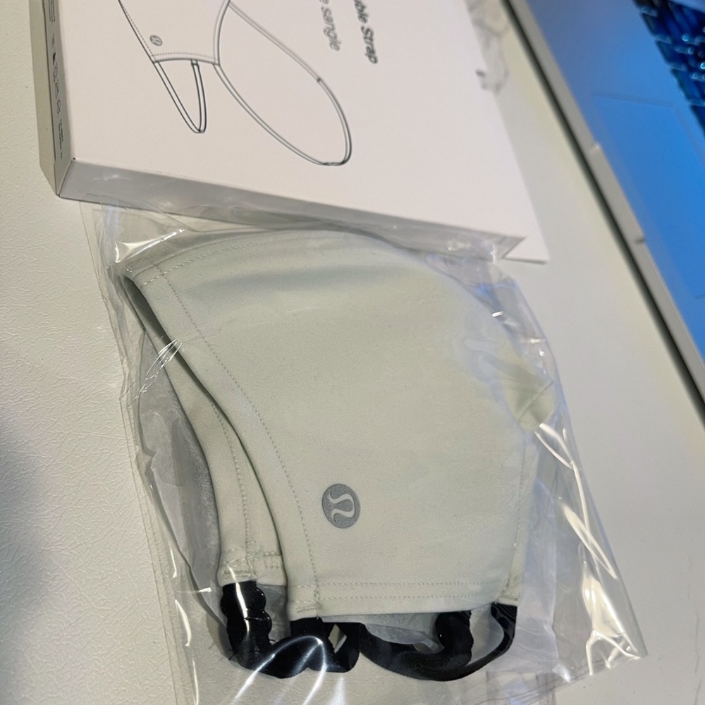 Lululemon Double Strap Face Mask One Pack